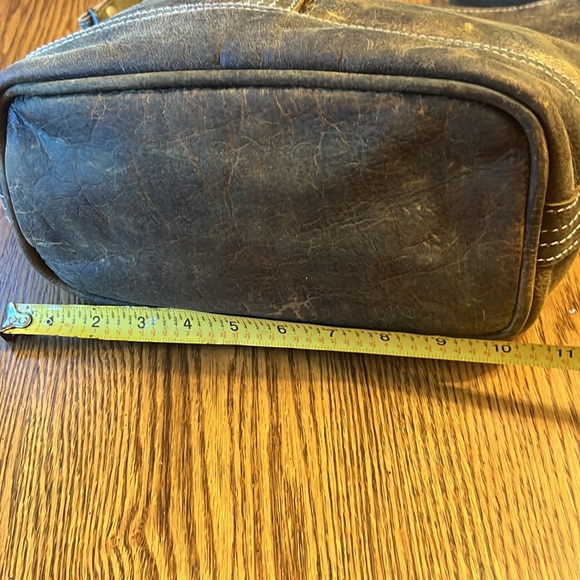 Myra crossbody or shoulder bag with adjustable strap thick durable leather - Picture 5 of 10